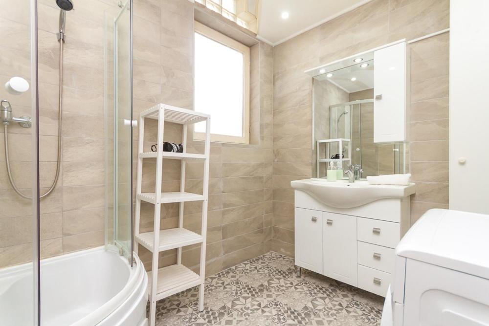 Kertesz Luxe By Nw * Budapest